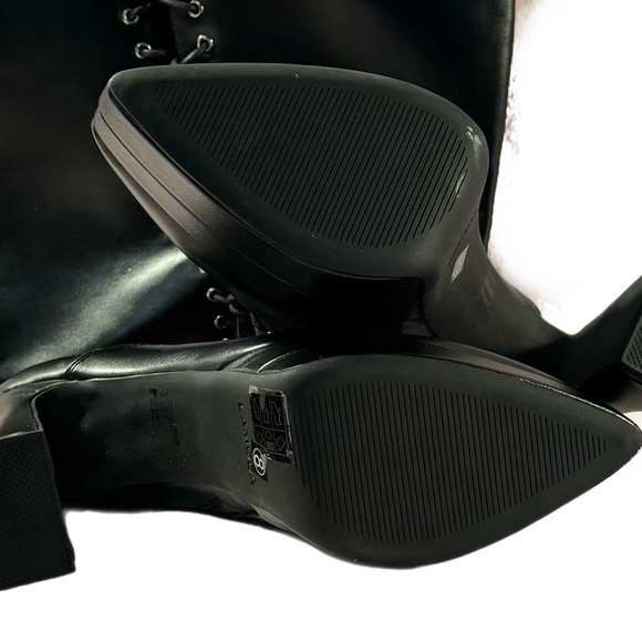 Dolls Kill Lamoda We Move Knee High Boots Sz 8 Platform Lace Up Sexy Goth NWOT - Picture 5 of 6